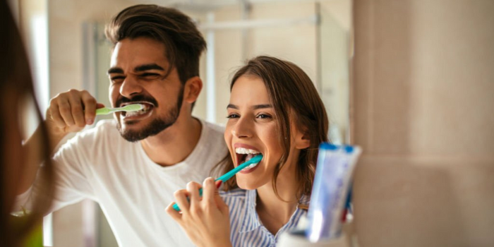 Bir Yetişkin Olarak Diş Bakımımı En İyi Nasıl Yapabilirim?